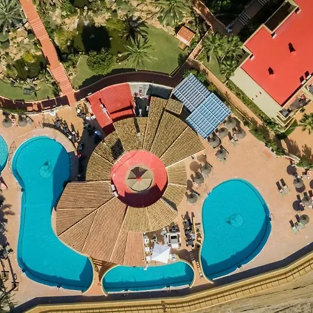 Apartamento Macdonald Doña Lola *