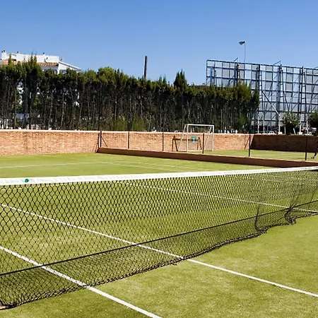 Daire Macdonald Dona Lola La Cala De Mijas